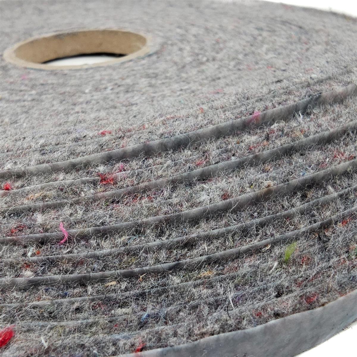 Isolierfilz einseitig klebend. 20 mm x 3 mm x 20 m